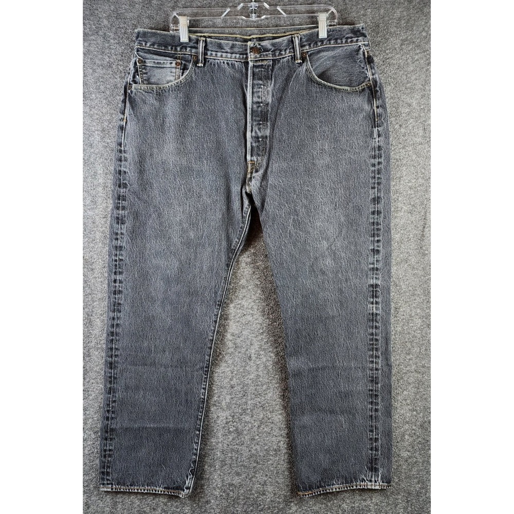 Levi's Jeans Mens 42x32 501 Original Fit Gray Button Fly EUC 00501-0226